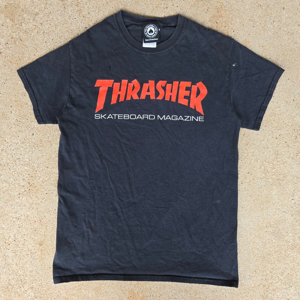 Thrasher Magazine T-Shirt Small Mens Black Red Graphic Logo Tee Skate Streetwear